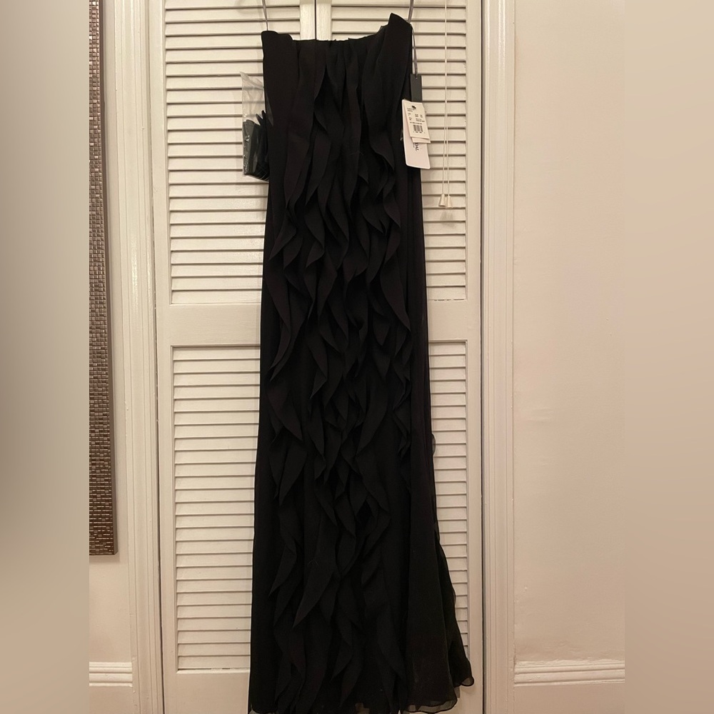 Vera Wang strapless gown